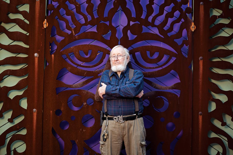 Drumm_outside-his-studio Drumm_outside-his-studio