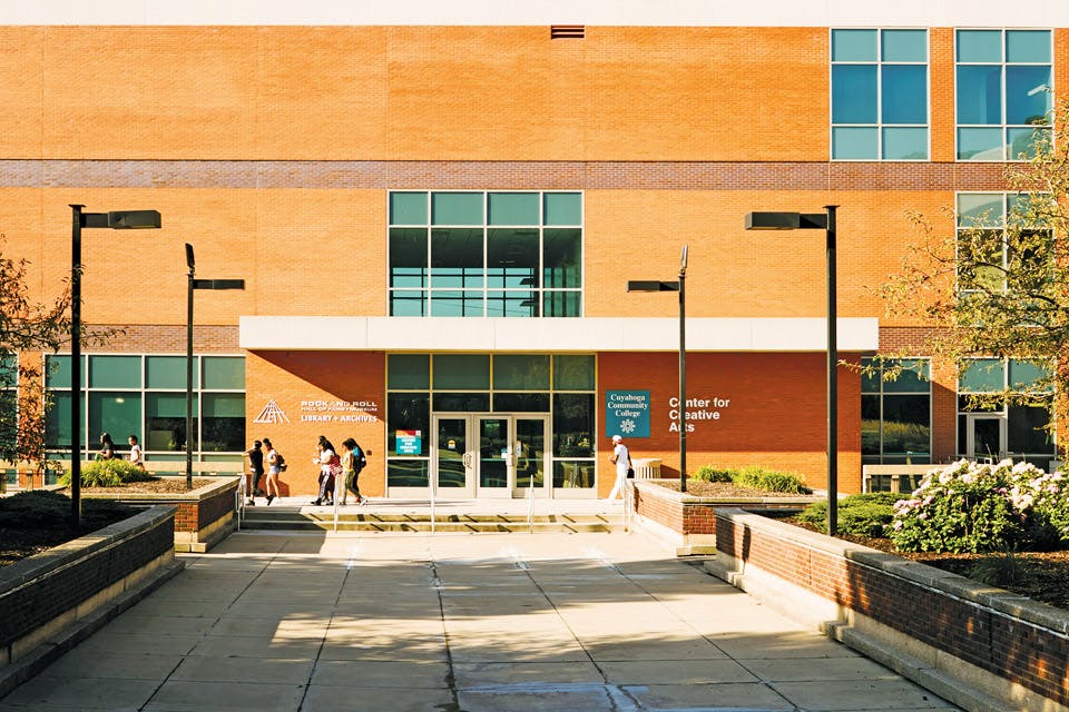 TriC-college-tour_76A6899-Edit TriC-college-tour_76A6899-Edit