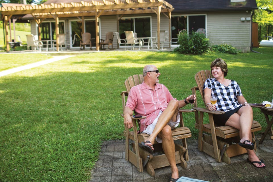 Couple outside Sand Hollow_Winery