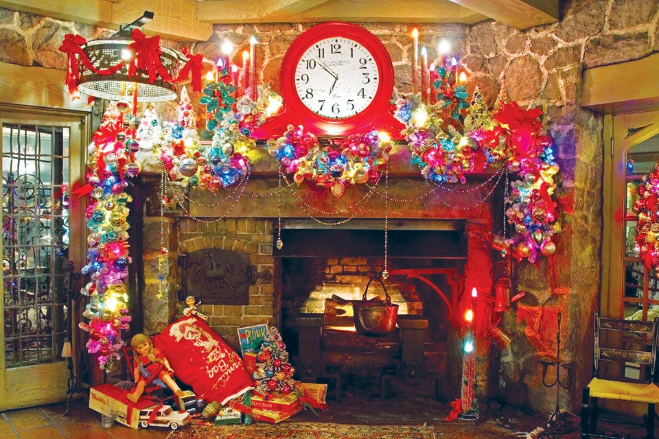 Fireplace mantle with clock