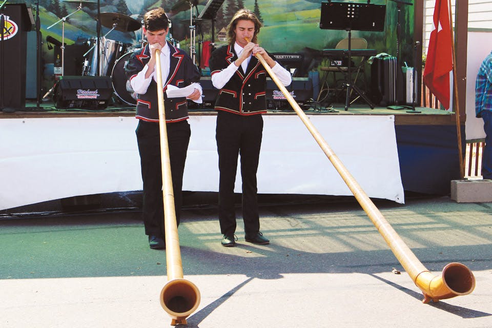 Swiss festival horns