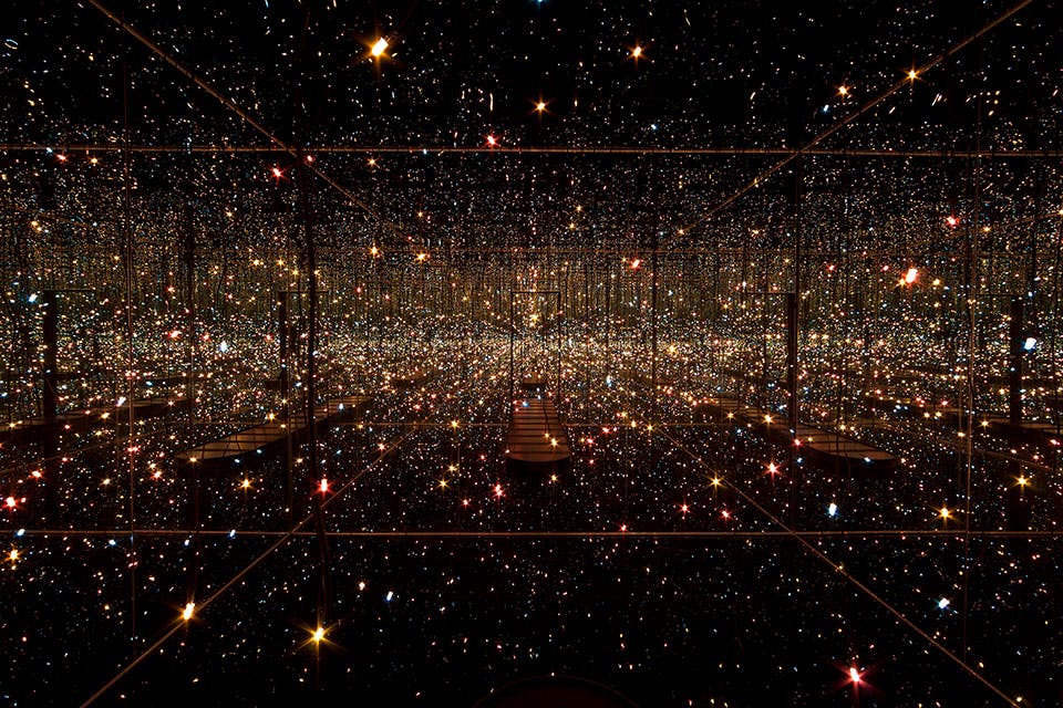 Yayoi Kusama’s “Fireflies on the Water” Yayoi Kusama’s “Fireflies on the Water”