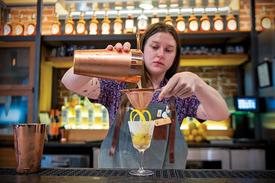 Bartender pours a Fort Nelson Crusta at Michter’s Distillery’s Bar in Louisville (photo by Michael Pramik)