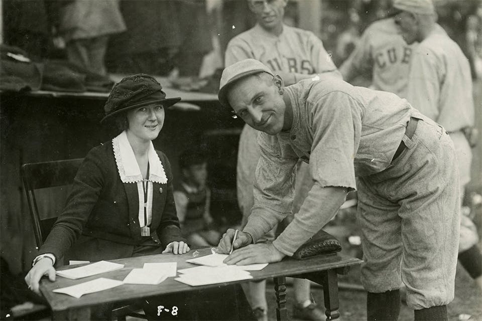 Chicago Cubs player signing autographs in Marion in 1920 (photo courtesy of Ohio History Connection)