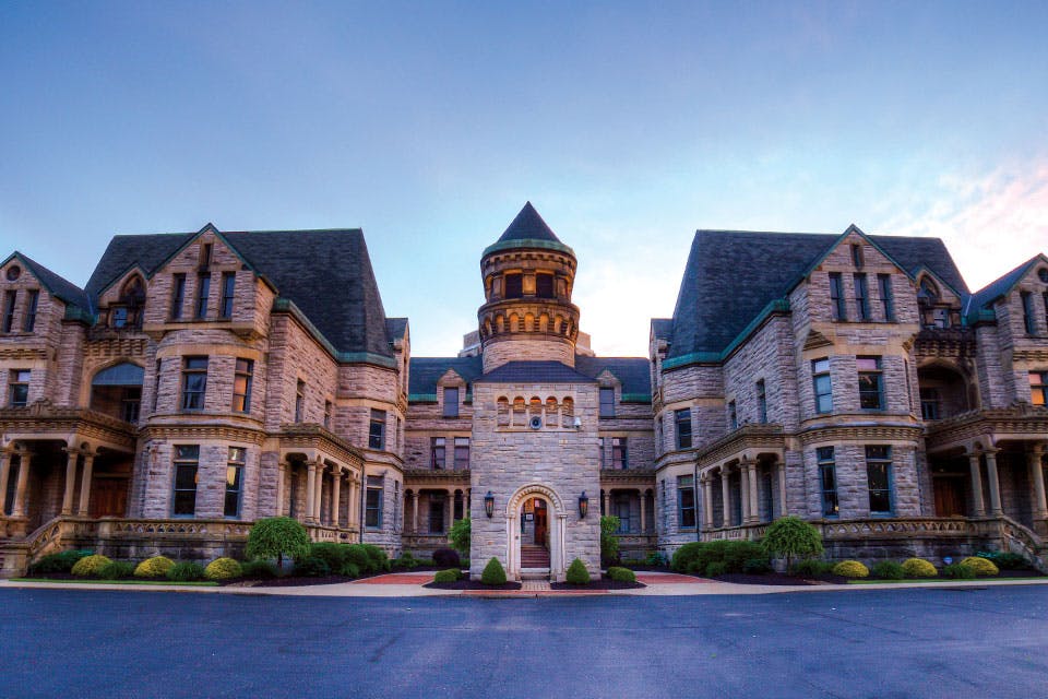 Exterior of the Ohio State Reformatory in Mansfield (photo courtesy of Destination Mansfield – Richland County)