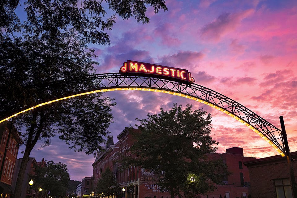 Sunset at Majestic Theatre in Chillicothe (photo by Kevin Kopanski)