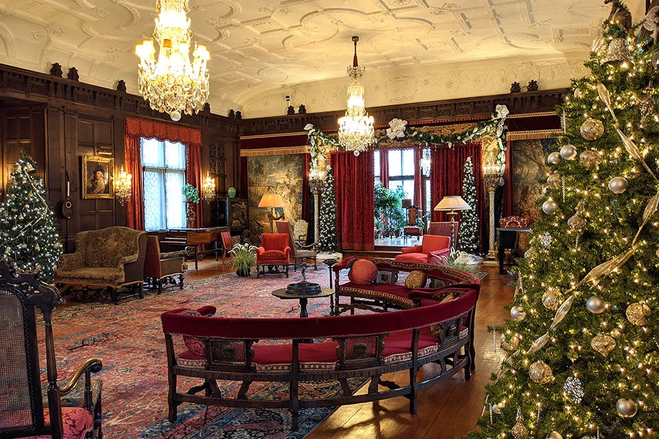Manor House Music Room during Deck the Hall (courtesy of Stan Hywet Hall and Gardens)