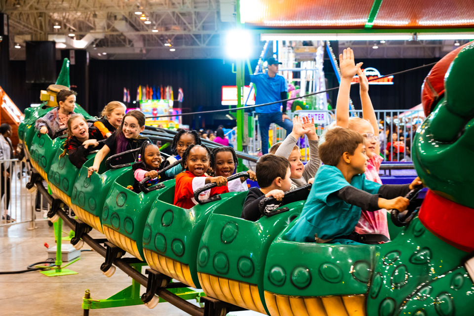 オーダー　ハロウィン&クリスマス４点 One of the spookiest drops of the year has arrived… 🎃 2025 LEAF