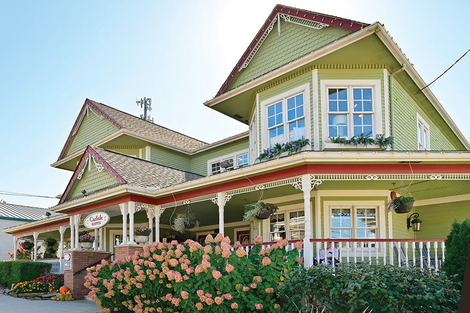 Exterior of Carlisle Gifts in Walnut Creek (photo courtesy of Carlisle Gifts) Exterior of Carlisle Gifts in Walnut Creek (photo courtesy of Carlisle Gifts)