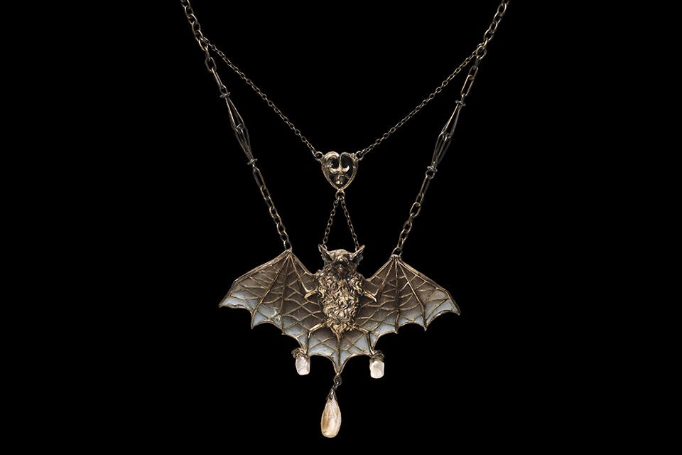Neil Lane’s Lucien Janvier Bat Necklace at “Radiance and Reverie: Jewels from the Collection of Neil Lane” at the Toledo Museum of Art (collection of Neil Lane, photograph © Lendon Flanagan)